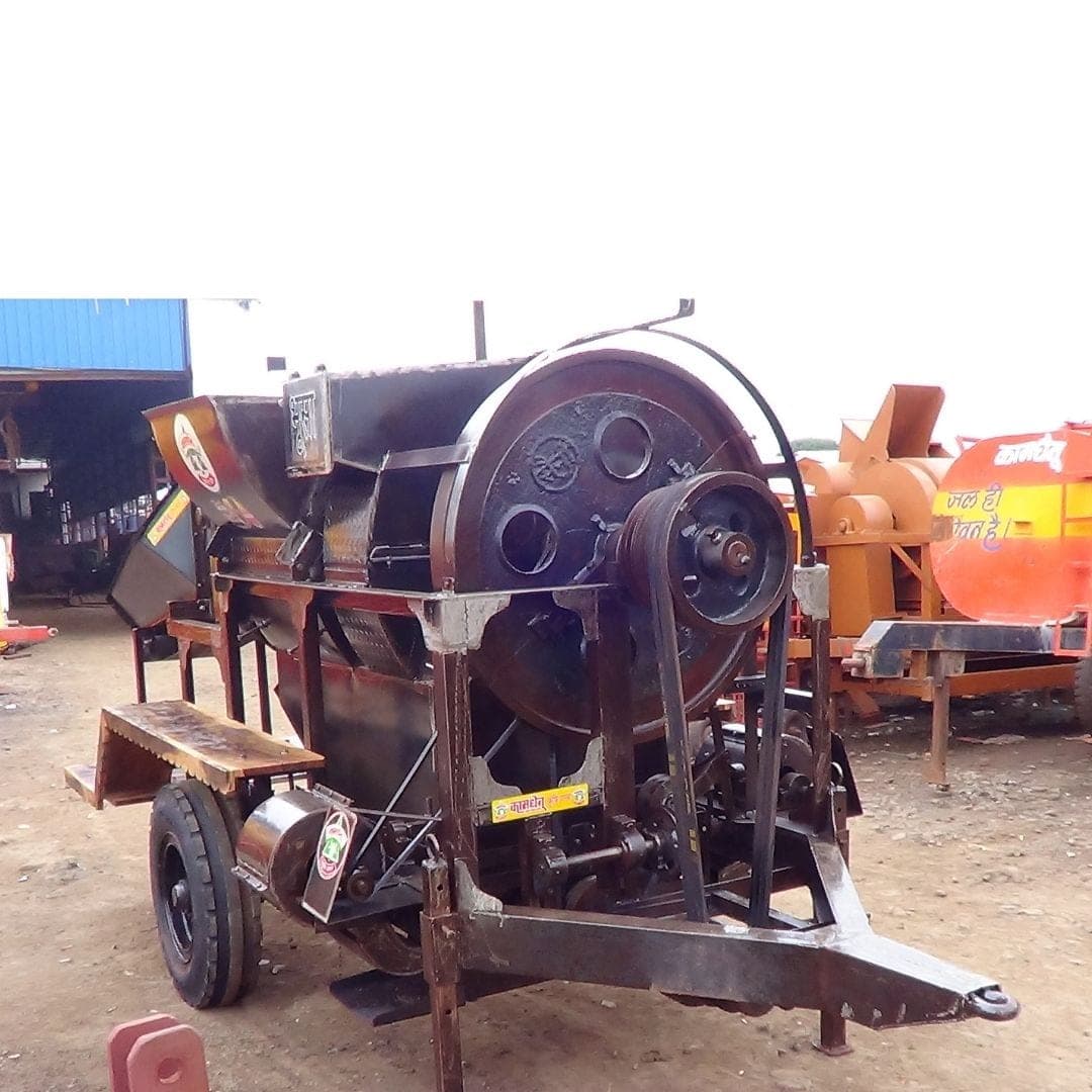 Multicrop Cutter Thresher (Hadamba)